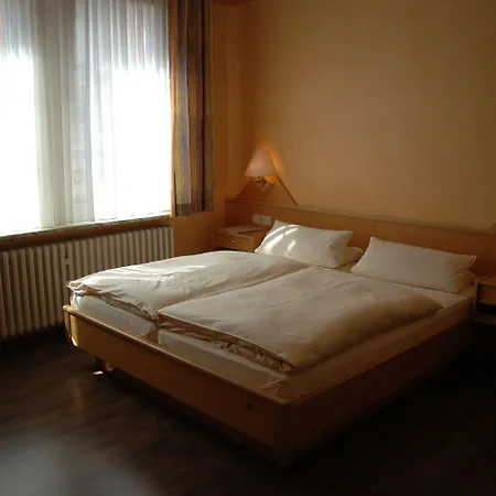 Zum Baeren Hotel 4*